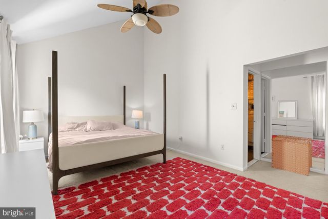 6515 RIVER TWEED LN, Alexandria, VA 22312