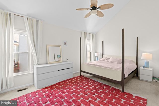 6515 RIVER TWEED LN, Alexandria, VA 22312