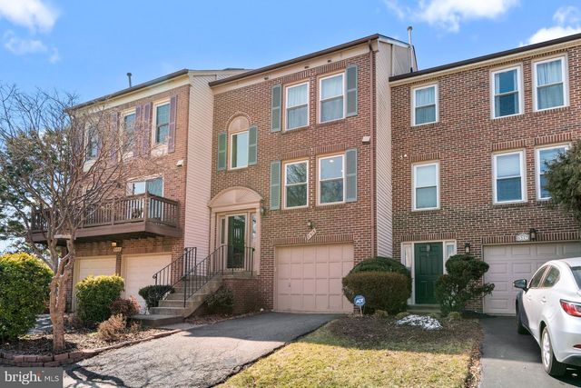 6515 RIVER TWEED LN, Alexandria, VA 22312