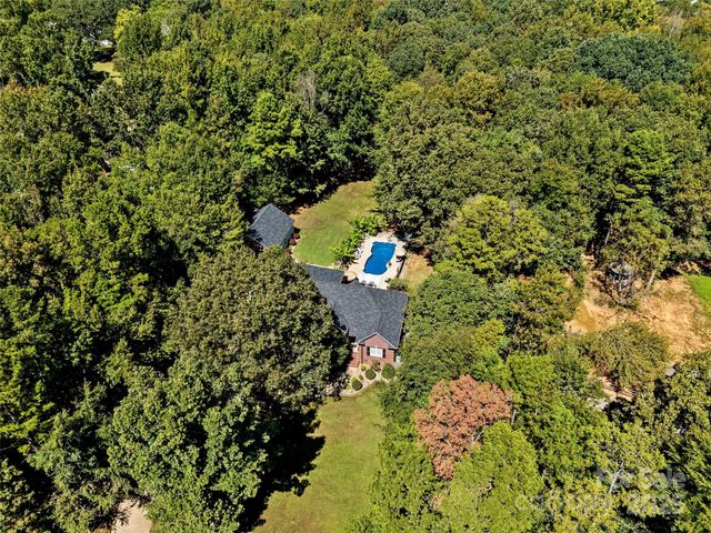 6750 Plain View Road, Monroe, NC 28110
