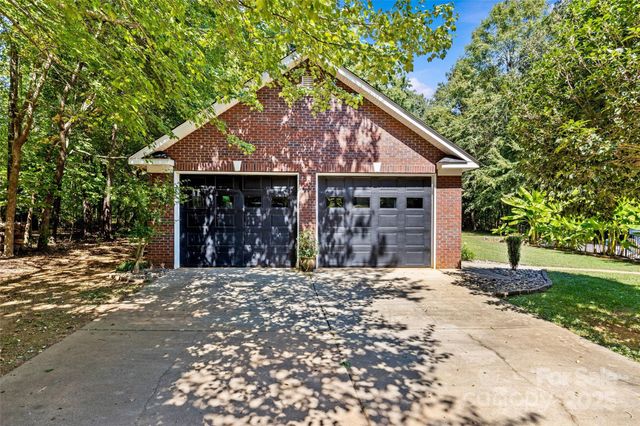 6750 Plain View Road, Monroe, NC 28110