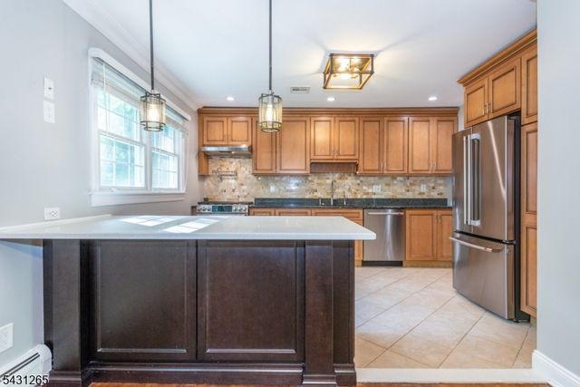 101 Maple Ave, Berkeley Heights Twp., NJ 07922