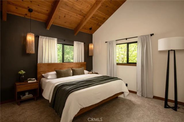 240 Blue Lake Road, Lake Arrowhead, CA 92352