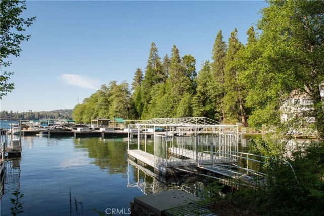 240 Blue Lake Road, Lake Arrowhead, CA 92352