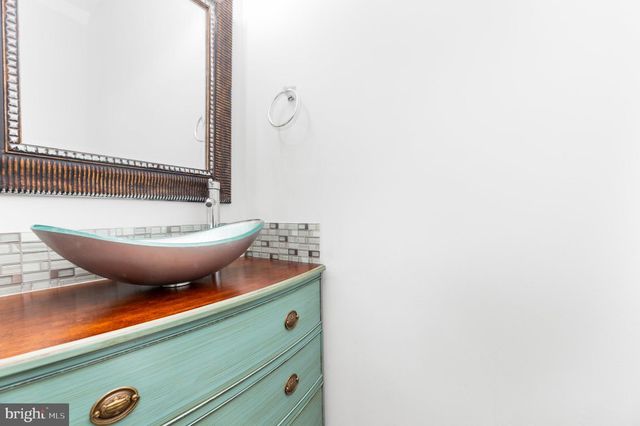 11121 OXFORD TER, Fredericksburg, VA 22407