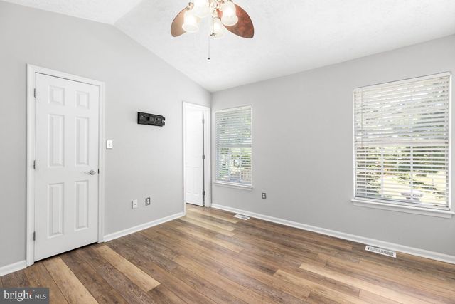 11121 OXFORD TER, Fredericksburg, VA 22407