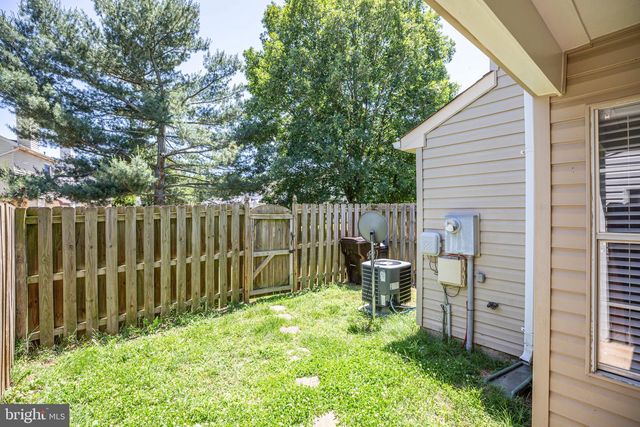 11121 OXFORD TER, Fredericksburg, VA 22407