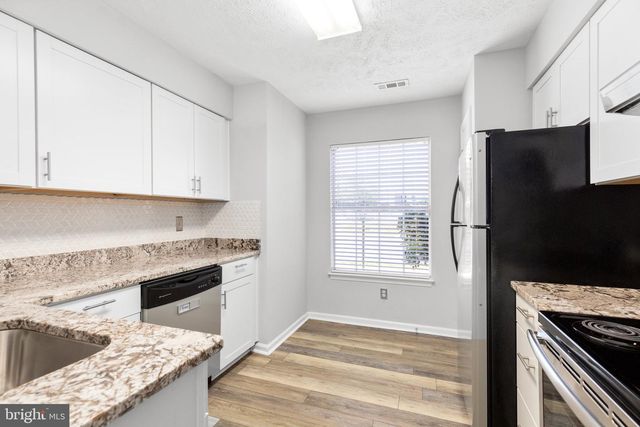 11121 OXFORD TER, Fredericksburg, VA 22407