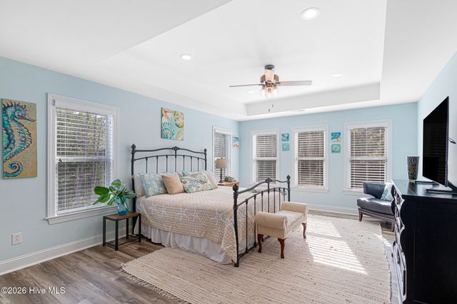 542 Shipmast Court, Beaufort, NC 28516