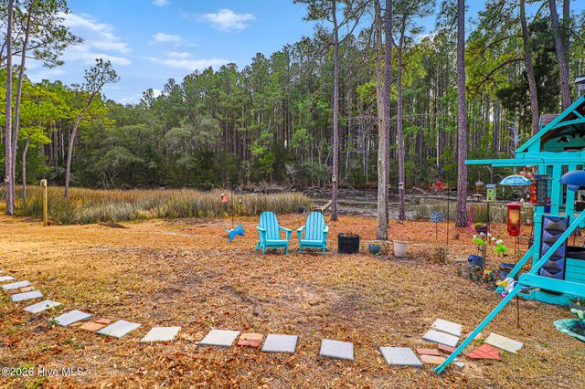 542 Shipmast Court, Beaufort, NC 28516