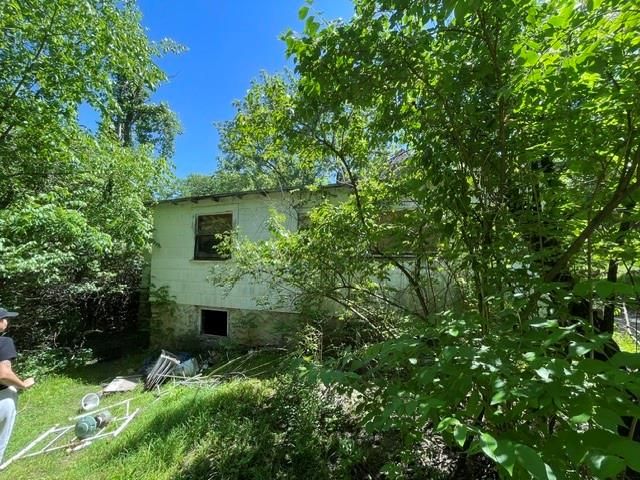3106 E 80th Street, Kansas City, MO 64132