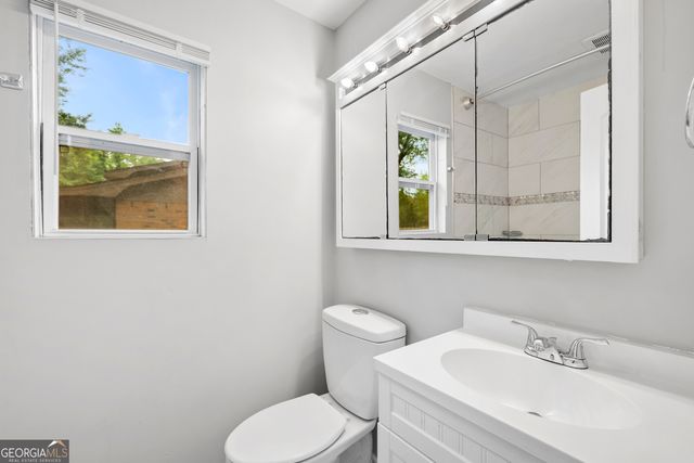 6940 Vesta Brook Drive, Morrow, GA 30260