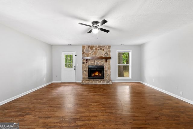 6940 Vesta Brook Drive, Morrow, GA 30260