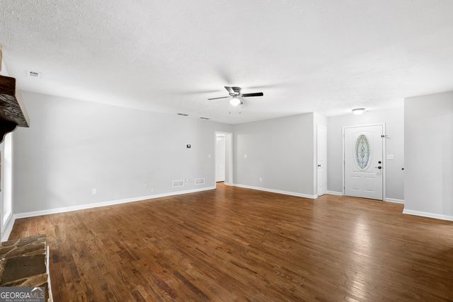 6940 Vesta Brook Drive, Morrow, GA 30260