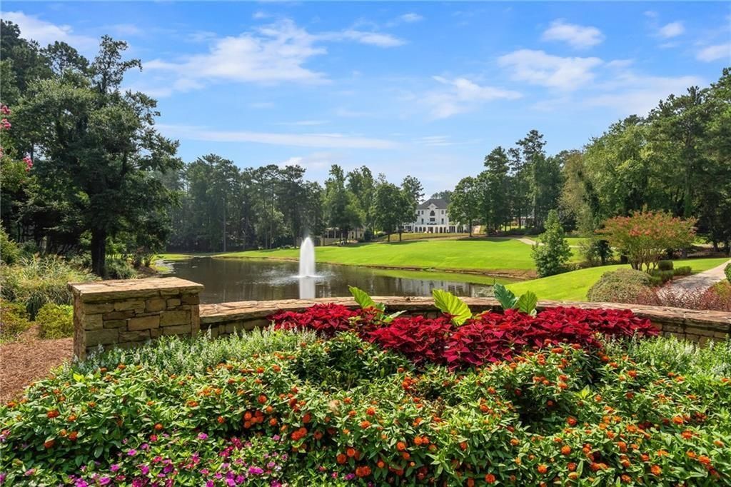 Image 51 of property listing at 950 Tiverton Lane, Johns Creek, GA 30022