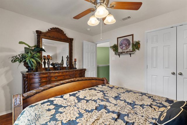 570 Crossland DR, Killeen, TX 76543