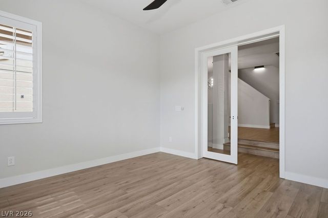 10327 Parkview Mountain Avenue, Las Vegas, NV 89166