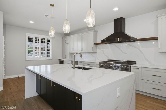 10327 Parkview Mountain Avenue, Las Vegas, NV 89166