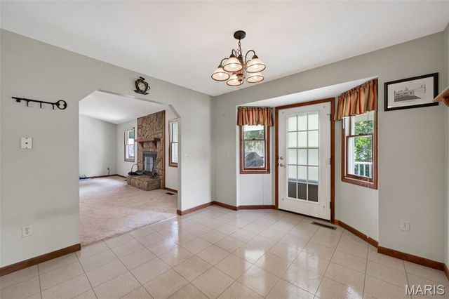 1433 Venus Drive, St Peters, MO 63376