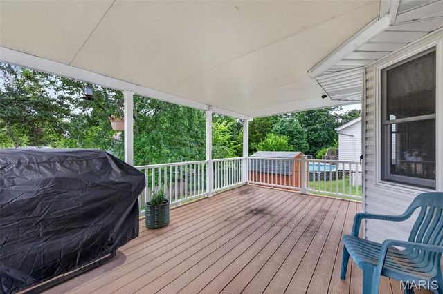 1433 Venus Drive, St Peters, MO 63376