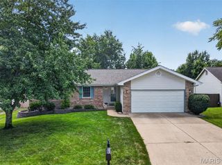 1433 Venus Drive, St Peters, MO 63376