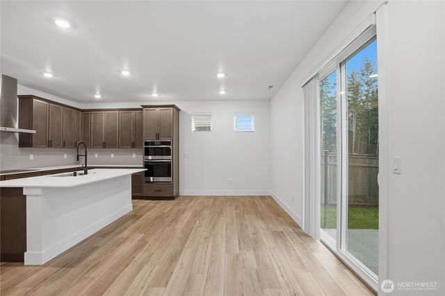 32041 Myrtle Avenue SE, Black Diamond, WA 98010