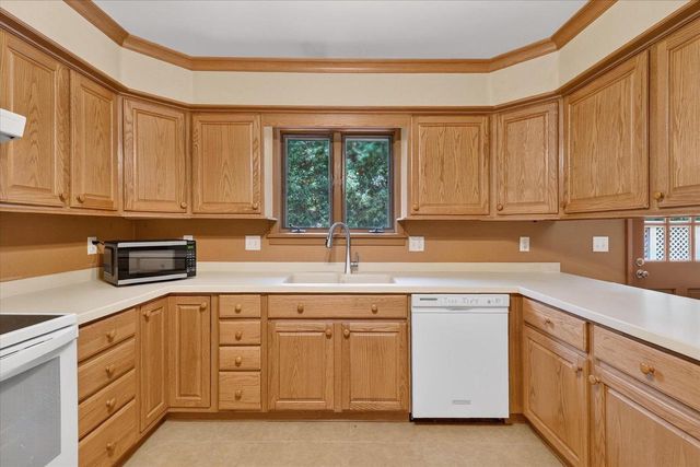 2511 Elizabeth Street, Janesville, WI 53548