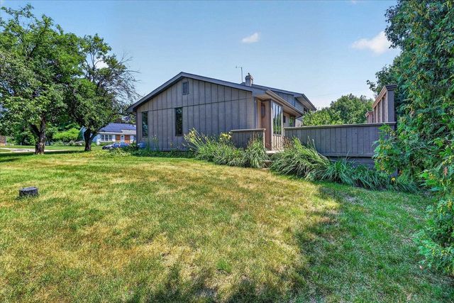 2511 Elizabeth Street, Janesville, WI 53548