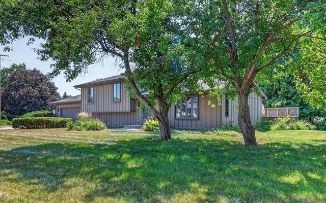 2511 Elizabeth Street, Janesville, WI 53548