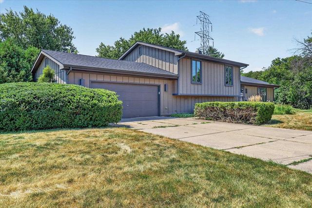 2511 Elizabeth Street, Janesville, WI 53548