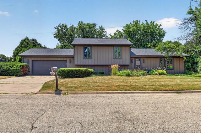 2511 Elizabeth Street, Janesville, WI 53548