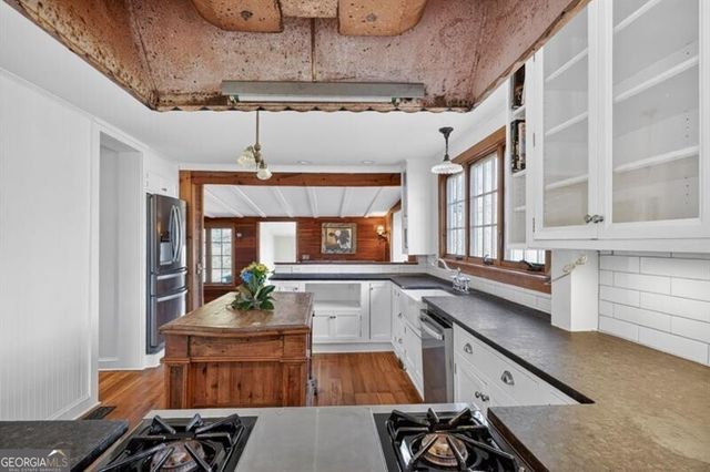 1060 Birmingham Road, Milton, GA 30004