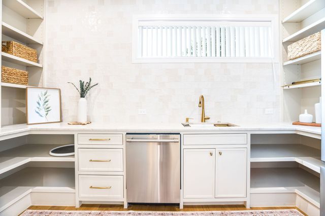 12007 Quincy Lane, Dallas, TX 75230