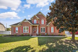 116 Lake Crest Circle, Madison, AL 35758