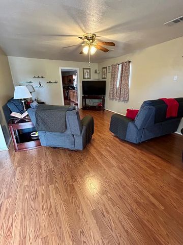 1207 N Young St, Fort Stockton, TX 79735