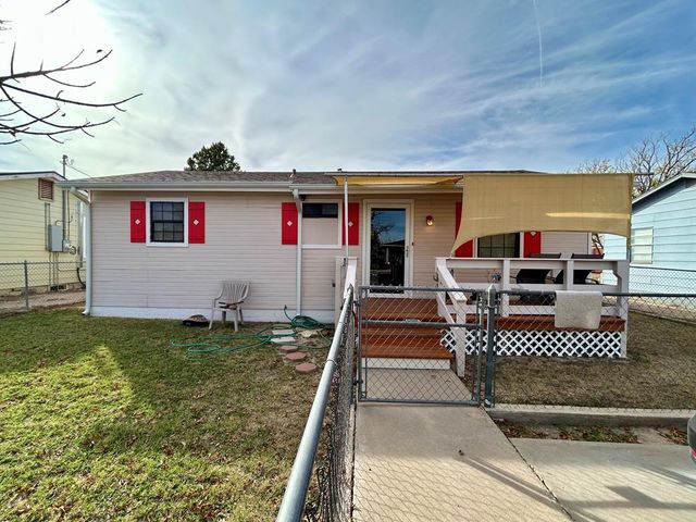 1207 N Young St, Fort Stockton, TX 79735