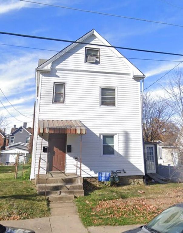249 E 15th Ave 2, Homestead, PA 15120