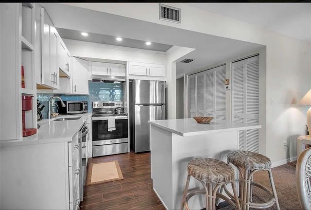 5420 SWIFT ROAD 38, Sarasota, FL 34231