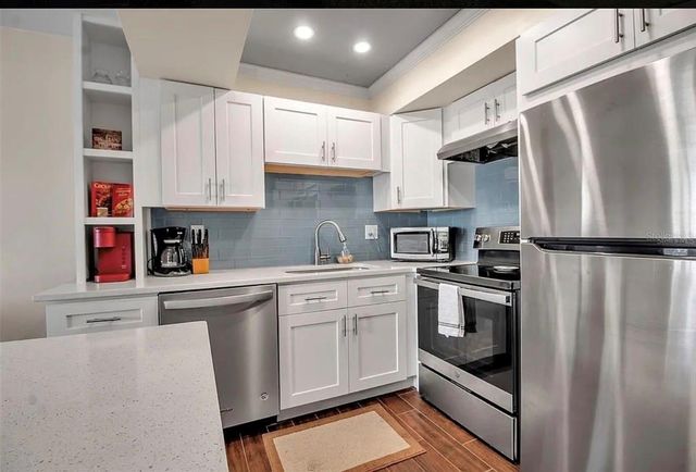 5420 SWIFT ROAD 38, Sarasota, FL 34231