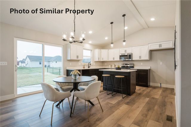 1820 Shady Grove Road SW, Cedar Rapids, IA 52404