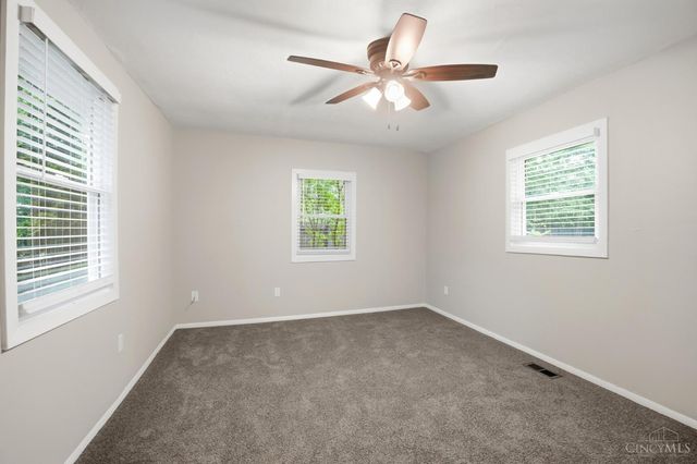 7158 Cozaddale Road, Goshen Twp, OH 45122