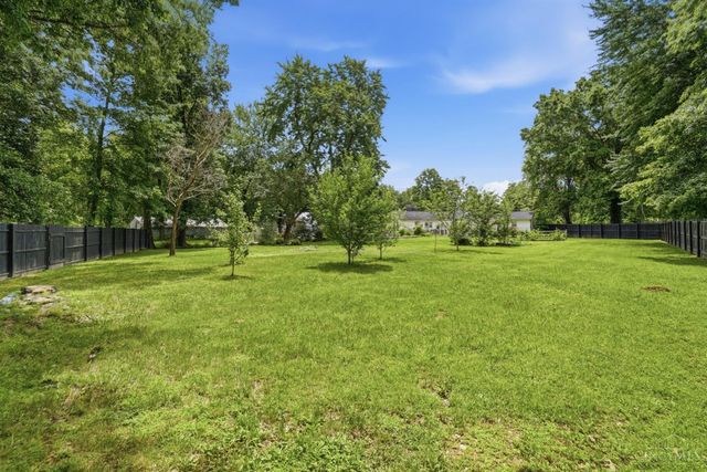 7158 Cozaddale Road, Goshen Twp, OH 45122