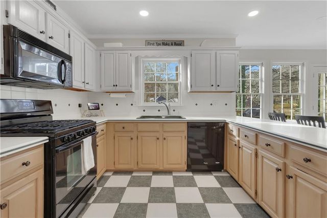 507 Summer Terrace, Woodstock, GA 30189