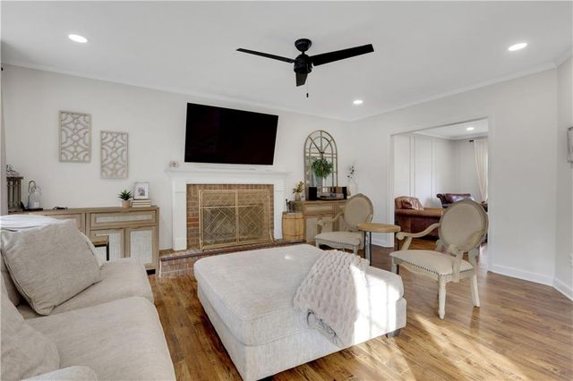 507 Summer Terrace, Woodstock, GA 30189