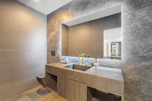 2900 NE 7th Ave UPH-4602, Miami, FL 33137