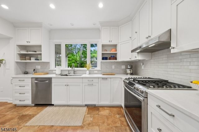 14 Holland Ter, Montclair Twp., NJ 07042