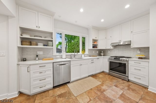 14 Holland Ter, Montclair Twp., NJ 07042