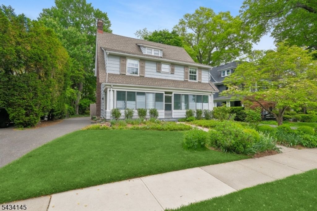 14 Holland Ter, Montclair Twp., NJ 07042