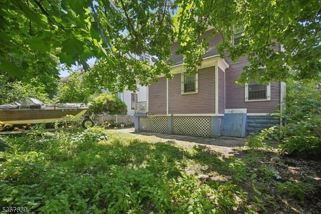 29 White Ter, Newark City, NJ 07108