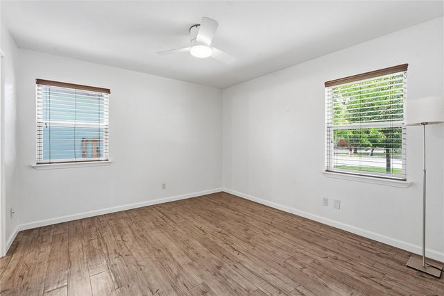 7705 Lazy LN, Austin, TX 78757